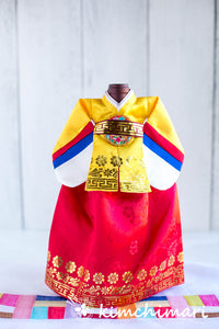 Korean Wine Cover - Yellow Woman Hanbok